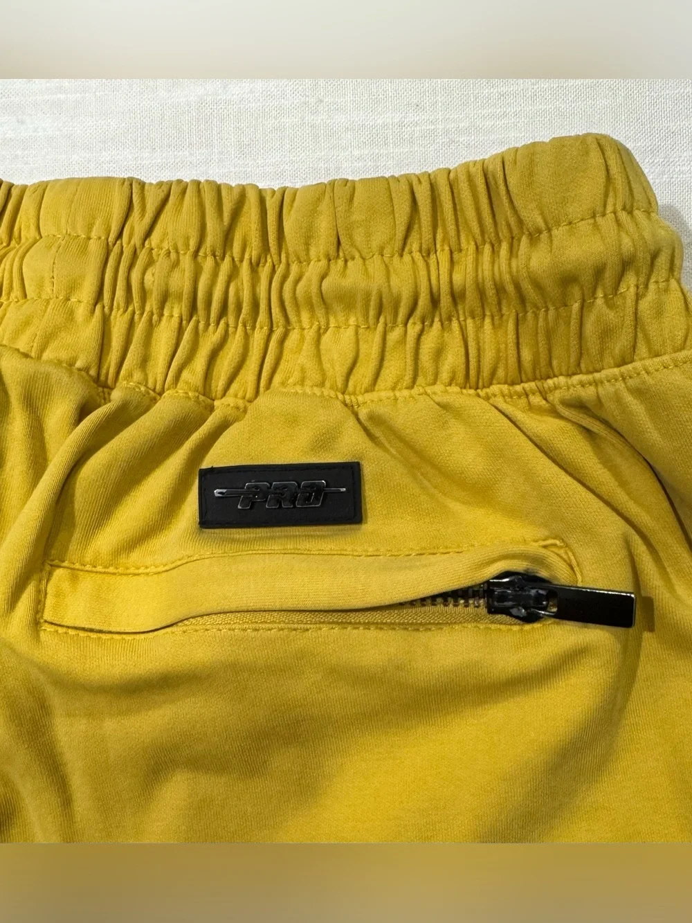NBA LA Los Angeles Lakers Men’s 2XL Pro Standard Team Player Shorts Gold/Purple